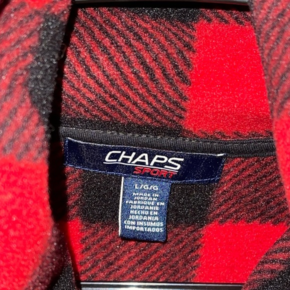 ❤️🖤Chaps Sport Buffalo Plaid fleece vest with long mock neck. Size Large.🖤❤️ - Picture 3 of 10